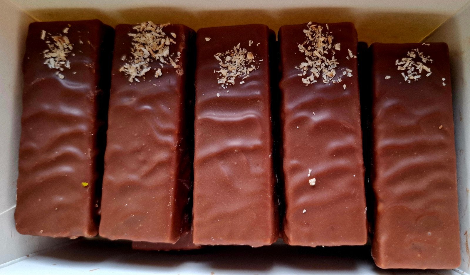 Partij Tosca luxe Chocolade bonbons etc Partij 200 kilo, Ophalen