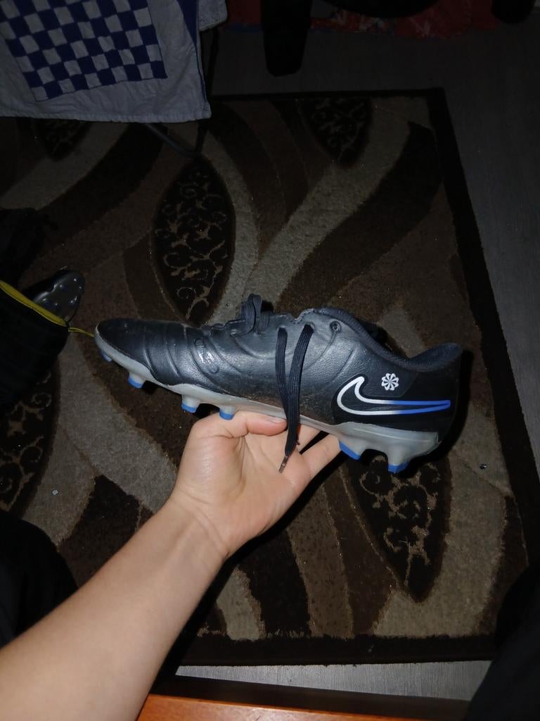 Nike voetbalschoenen maat 40, Sport en Fitness, Voetbal, Ophalen of Verzenden