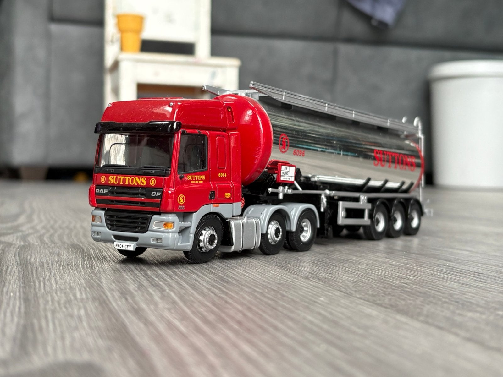 Corgi Suttons Daf no tekno, Ophalen of Verzenden, Bus of Vrachtwagen, Corgi
