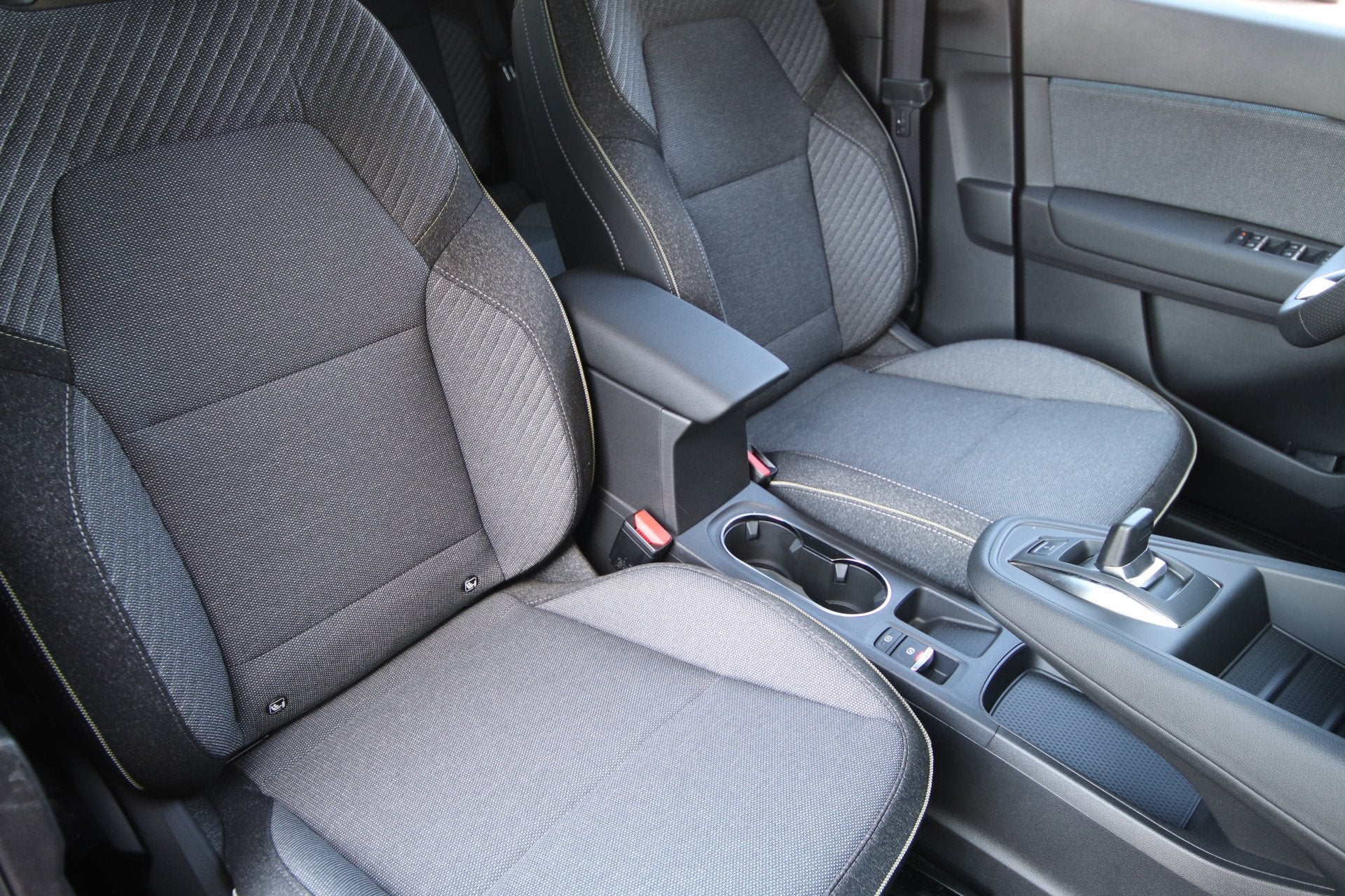 Mitsubishi ASX 1.8 HEV AT Executive Automaat, Nieuw uit voor, Auto's, Verwarmde buitenspiegels, Euro 6, 4 cilinders, 23 km/l