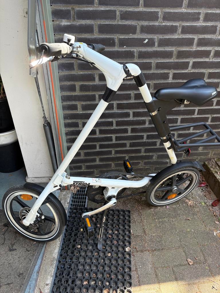 Strida vouwfiets z.g.a.n., Ophalen, Zo goed als nieuw, 16 tot 18 inch