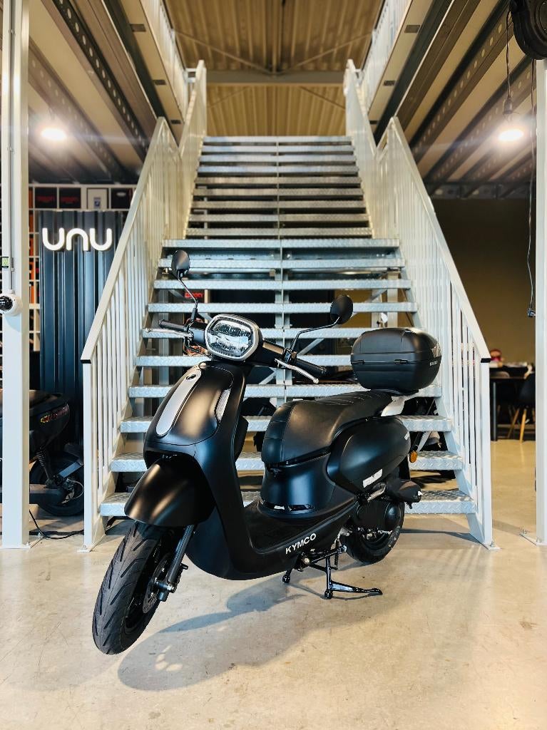 Mega sale op nieuwe modellen o.a. Kymco/Segway/STOER/Silence, Fietsen en Brommers, Ophalen, Maximaal 45 km/u, Elektrisch, Nieuw