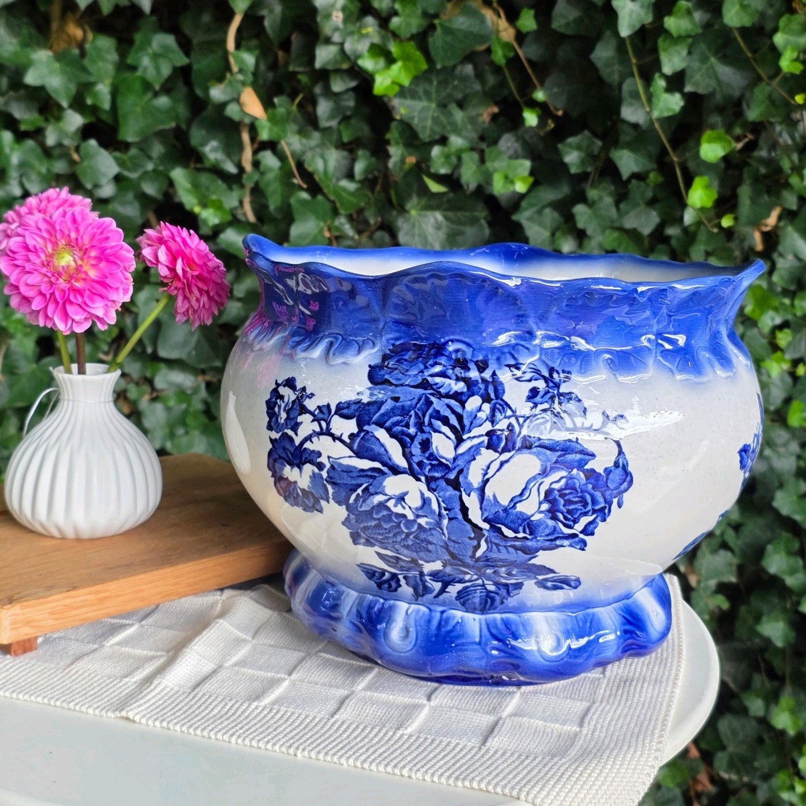 Engelse Vintage Bloempot Aardewerk Blauw Gedecoreerd, Ophalen of Verzenden