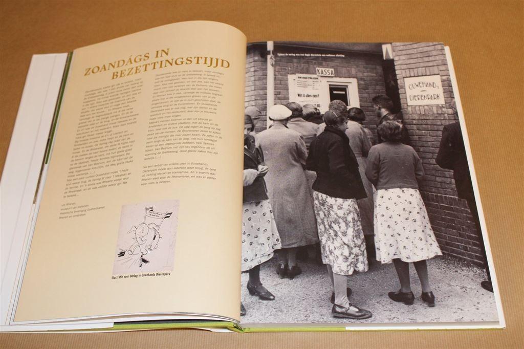 Alles draait...— Ouwehands Dierenpark Rhenen [1932-2007], Boeken, Ophalen of Verzenden, Zo goed als nieuw, Honden