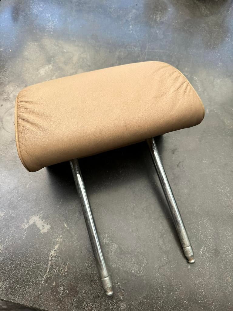 Te Koop hoofd steun BMW E38  E39 beige, Ophalen of Verzenden, BMW