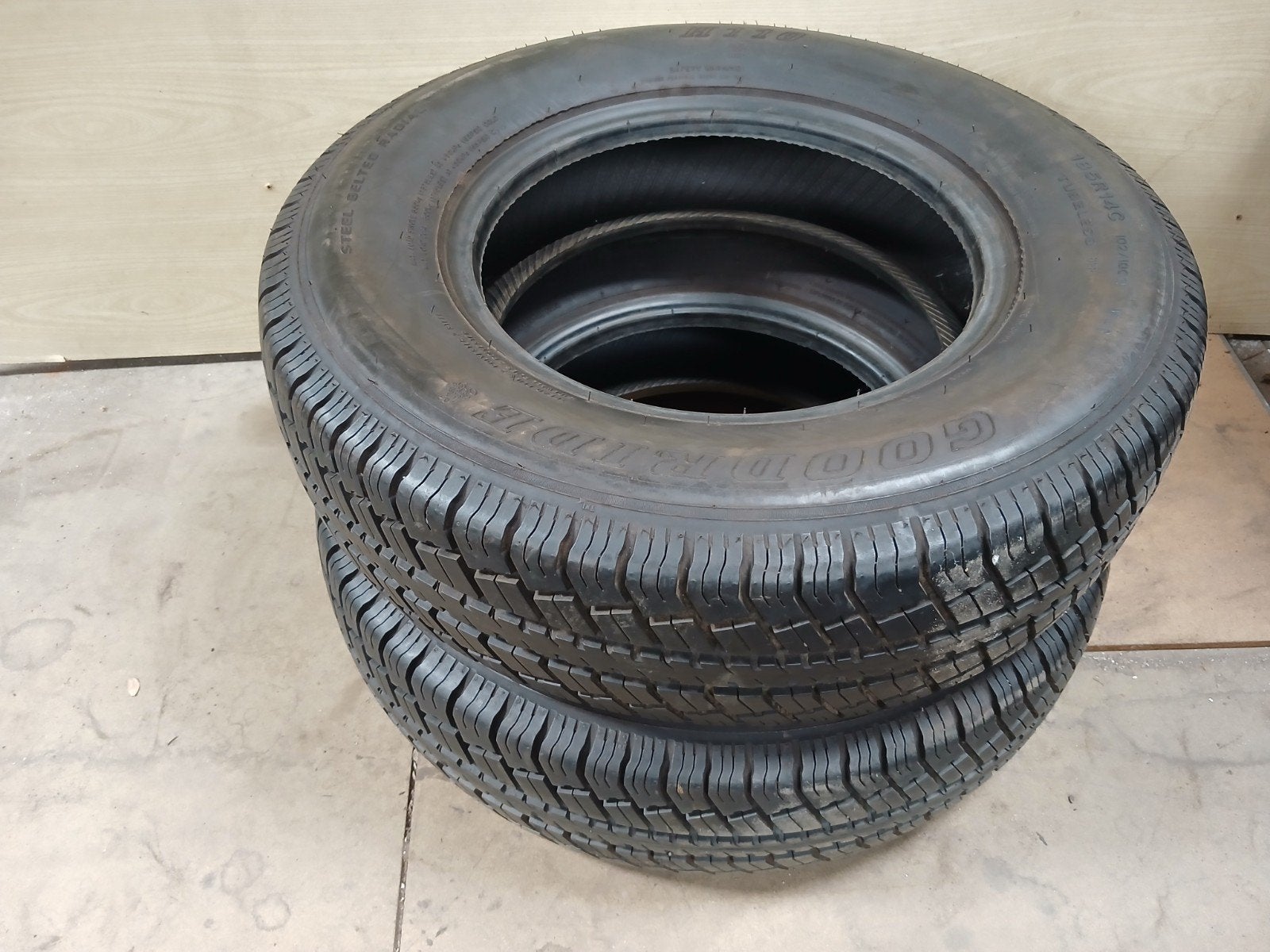 2 z.g.a.n. C banden voor bestelbus camper caravan mt 185R14C, Auto-onderdelen, Banden en Velgen, Ophalen, 14 inch, 185 mm, Band(en)