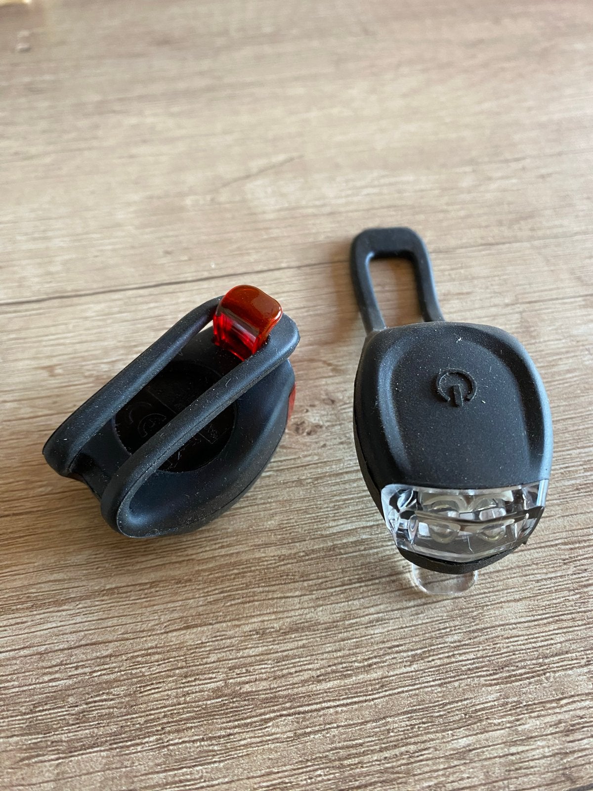 Fietsverlichtingsset: Voor- en Achterlicht (LED), Gebruikt, Waterbestendig, Ophalen of Verzenden, Batterij