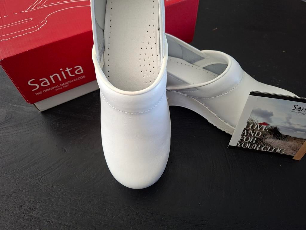 Sanita witte klompen, Kleding | Dames, Schoenen, Ophalen of Verzenden, Wit, Werkschoenen
