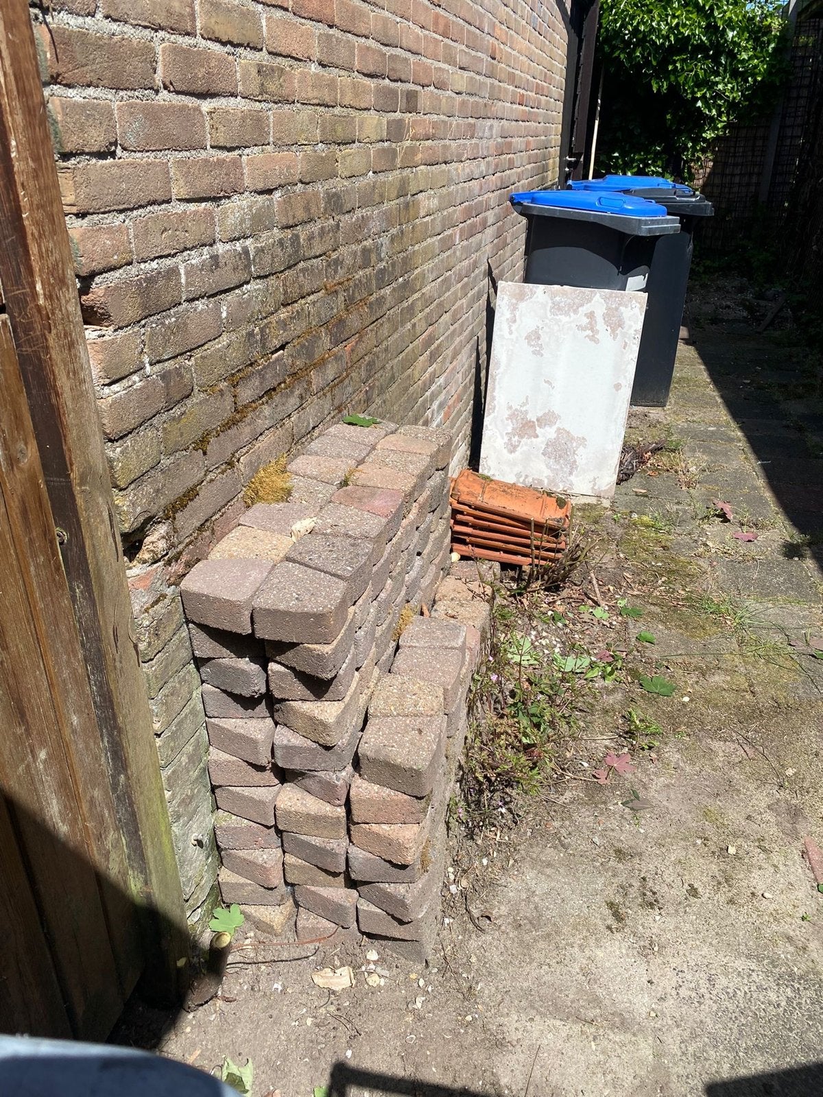 Kleine stenen voor tuin - Gebruikte klinkers 228 stuks, Ophalen, Gebruikt, Klinkers, 5 tot 10 m²