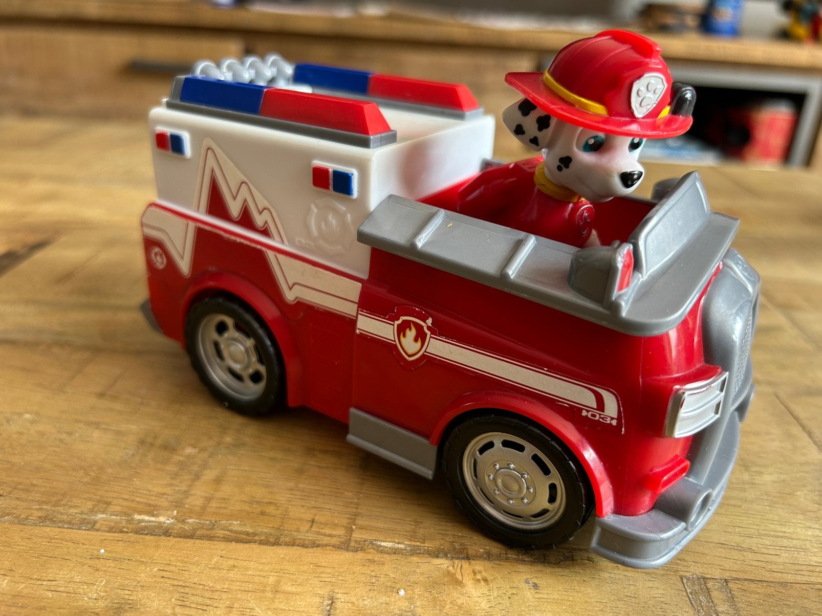 Paw patrol Marshall met auto, Ophalen of Verzenden, Zo goed als nieuw