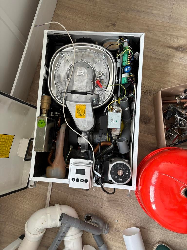 Remeha Avanta CV-ketel met E13 storing - voor onderdelen, 30 tot 80 cm, Hoog rendement (Hr), Cv-ketel of Combi-ketel, Minder dan 60 cm