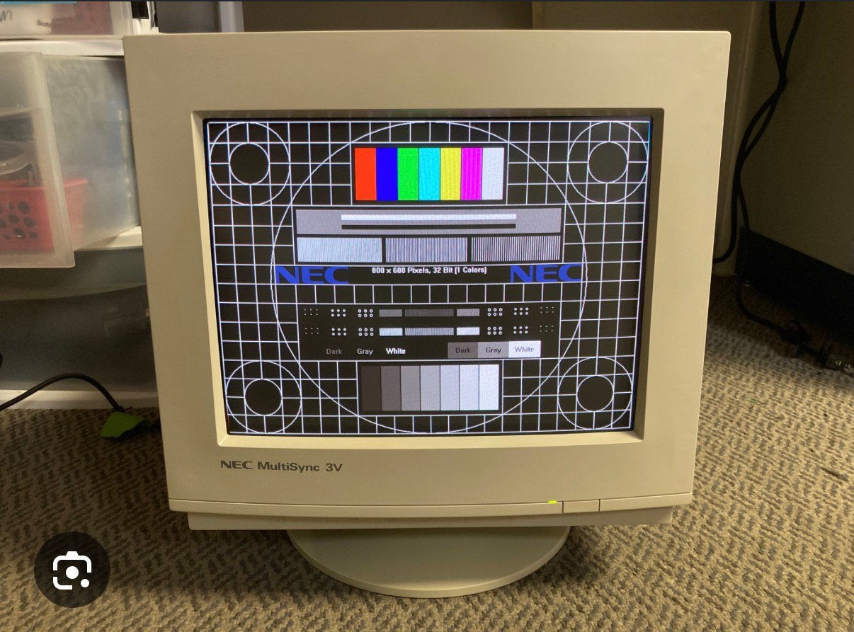 Gezocht: NEC Multisync 3V of XV15+, Ophalen
