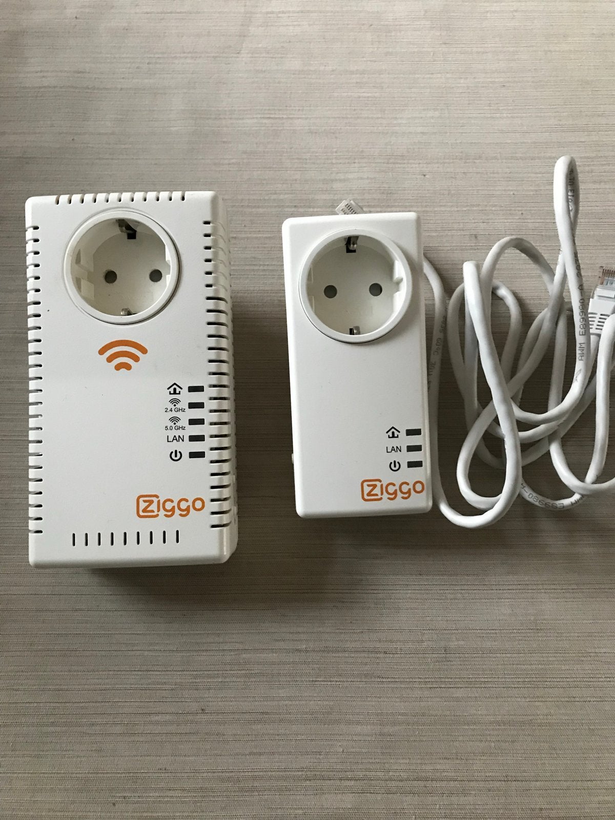 Ziggo Wifibooster via stopcontact, Ophalen of Verzenden, Zo goed als nieuw, Router