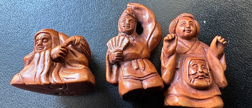 3 Ojimes in buxushout, Antiek en Kunst, Bruin, Ophalen of Verzenden, Japan, Houtsnijwerk