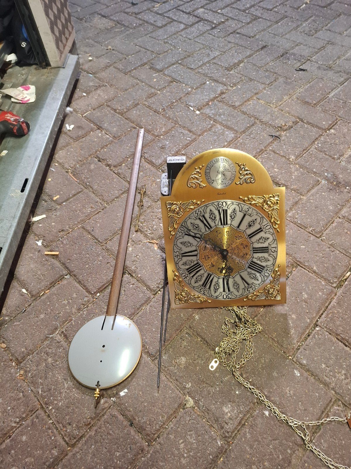 GEZOCHT! Uurwerken staande klok., Ophalen of Verzenden