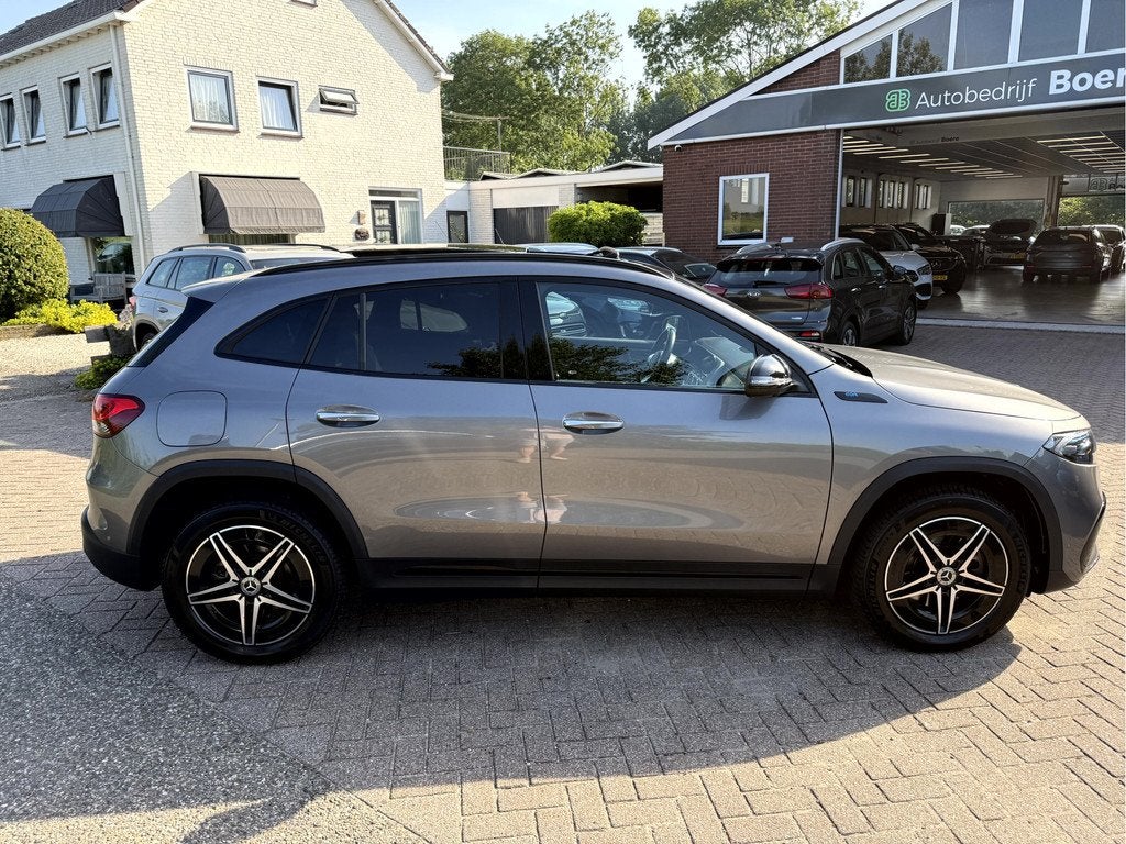 Mercedes-Benz EQA 250 Bns Solution AMG 67 Kwh SOH 94.4%, Pan, Auto's, Mercedes-Benz, 1940 kg, Gebruikt, 31 min, Origineel Nederlands
