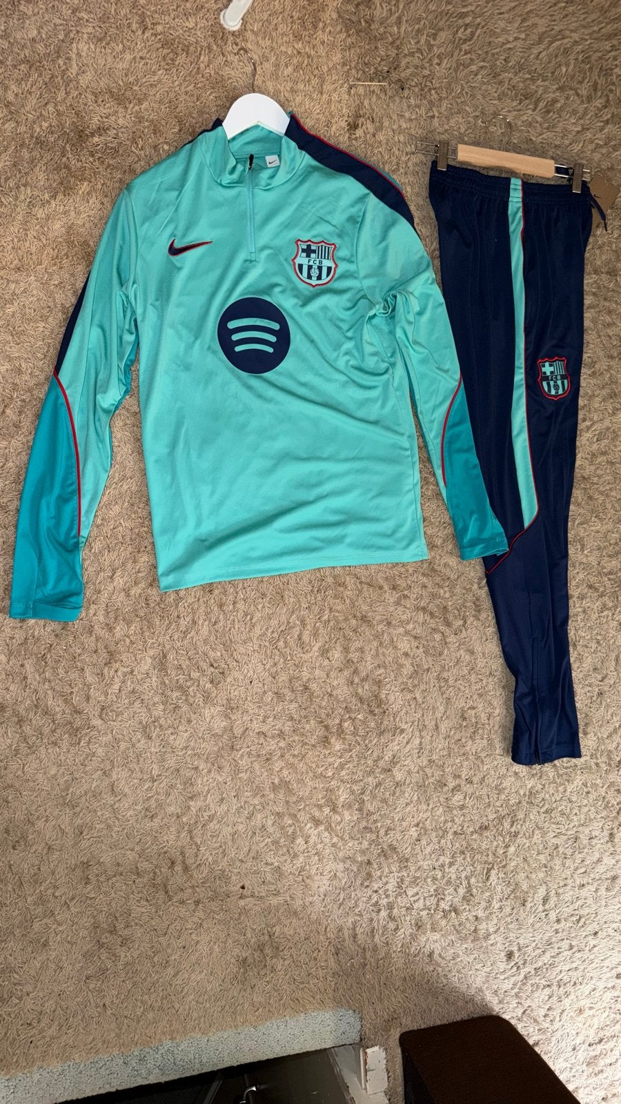 FC Barcelona Trainingspak Nike maat M, Kleding | Heren, Nieuw, Ophalen of Verzenden, Voetbal, Meerkleurig