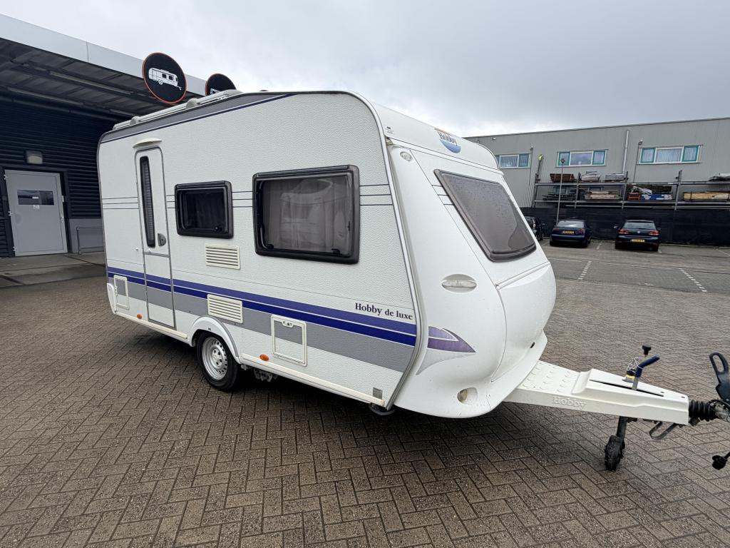 Hobby De Luxe 400 SF Lichtgewicht, Mover, Caravans en Kamperen, Caravans, Hobby, Treinzit, 750 - 1000 kg, 4 tot 5 meter
