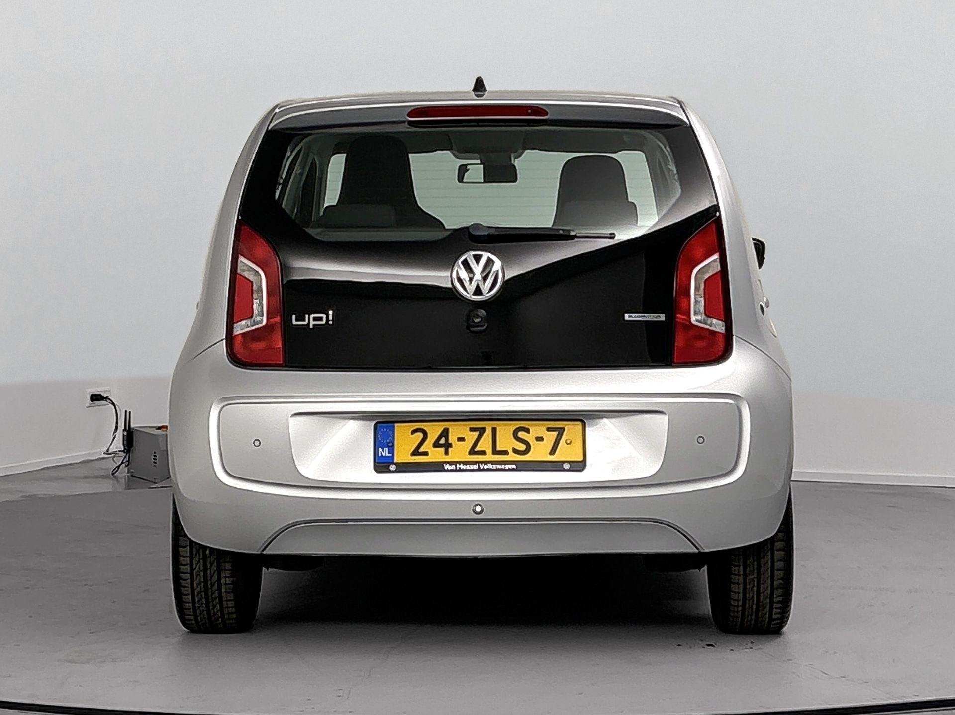 Volkswagen Up! 1.0 high up! BlueMotion Airco | Lichtmetalen, Auto's, Voorwielaandrijving, Euro 5, Stof, Gebruikt