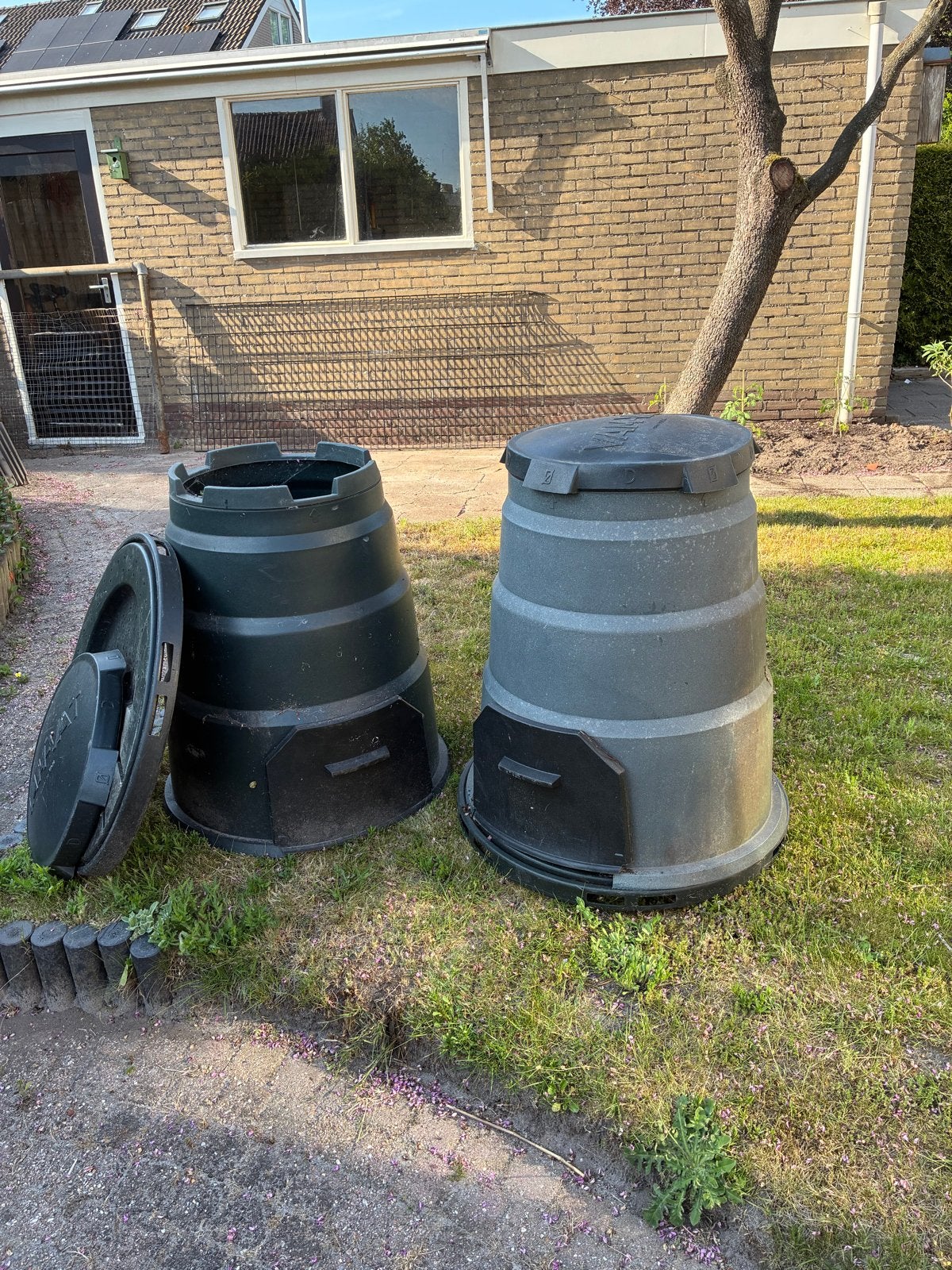 2 Compostbakken - Hoogte 90cm, Doorsnee 70/50cm, Ophalen, Gebruikt