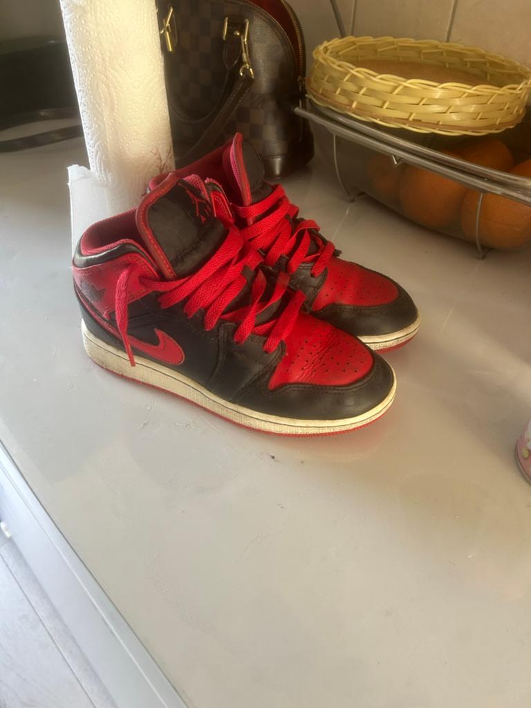 Nike Air Jordan sneakers rood/zwart, Ophalen of Verzenden, Gedragen, Rood, Sneakers of Gympen