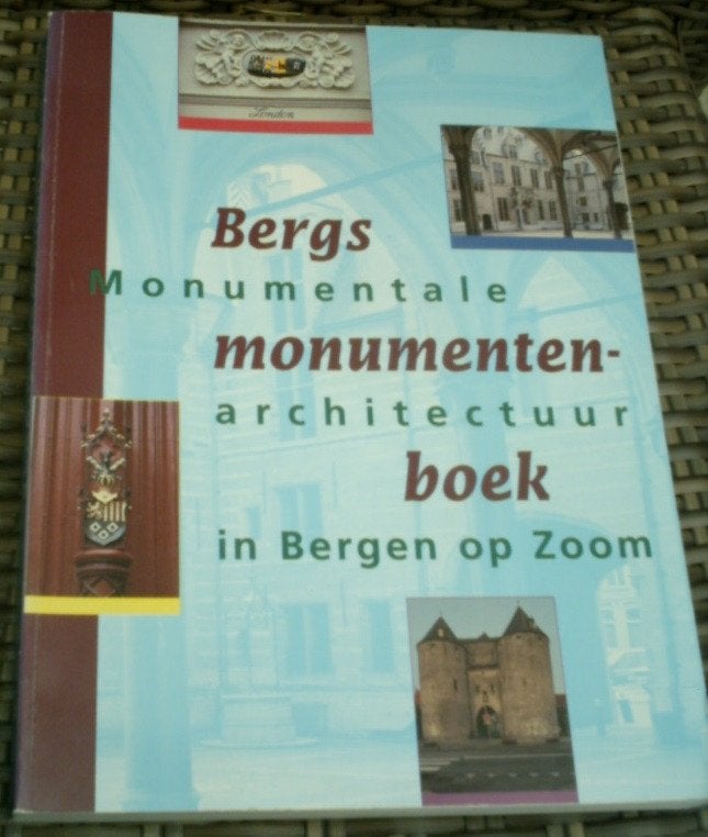 Monumentale architectuur in Bergen op Zoom. Vermunt., Ophalen of Verzenden, Zo goed als nieuw