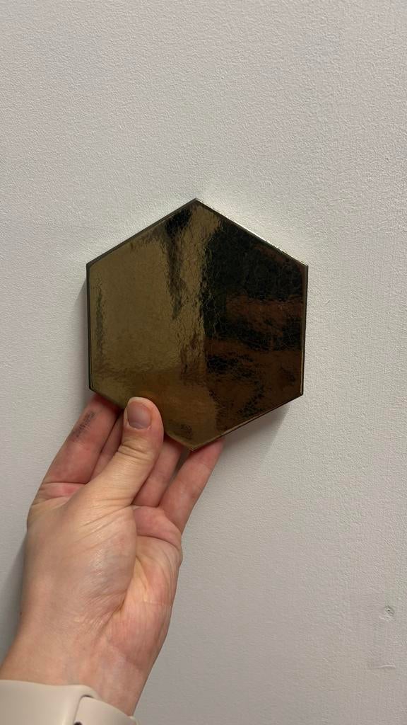 25 Gouden Hexagon Wandtegels - 10.8cm, Doe-het-zelf en Verbouw, Tegels, Ophalen of Verzenden, Minder dan 5 m², Wandtegels, Keramiek