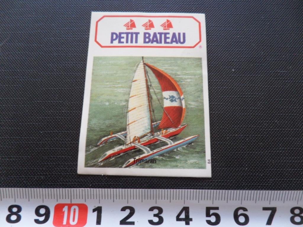 sticker petit bateau trimaran, Ophalen, Zo goed als nieuw