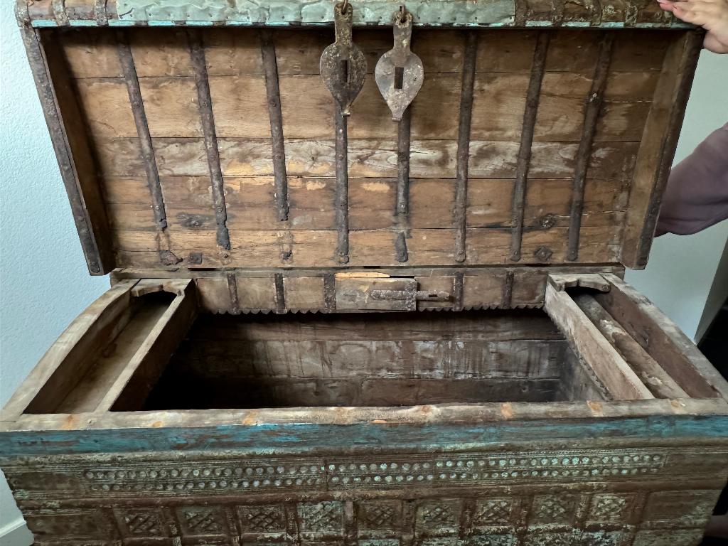 Authentieke bruidskist / schatkist / dekenkist, Antiek en Kunst, Ophalen