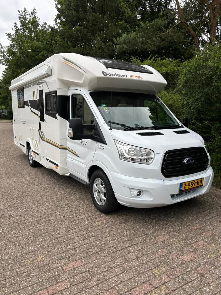 Benimar tessoro 497 bouwjaar 2020 TE HUUR va 800€ per week!, Caravans en Kamperen, Verhuur