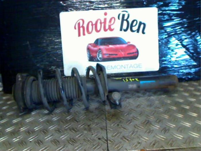 Schokdemperpoot rechts-voor van een Audi A3, Gebruikt, -, -, -