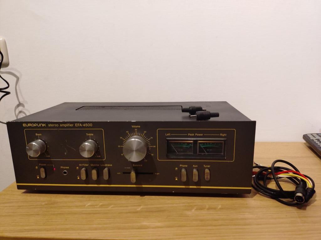 Eurofunk EFA-4500 stereo versterker met vu meters., Ophalen, Overige merken