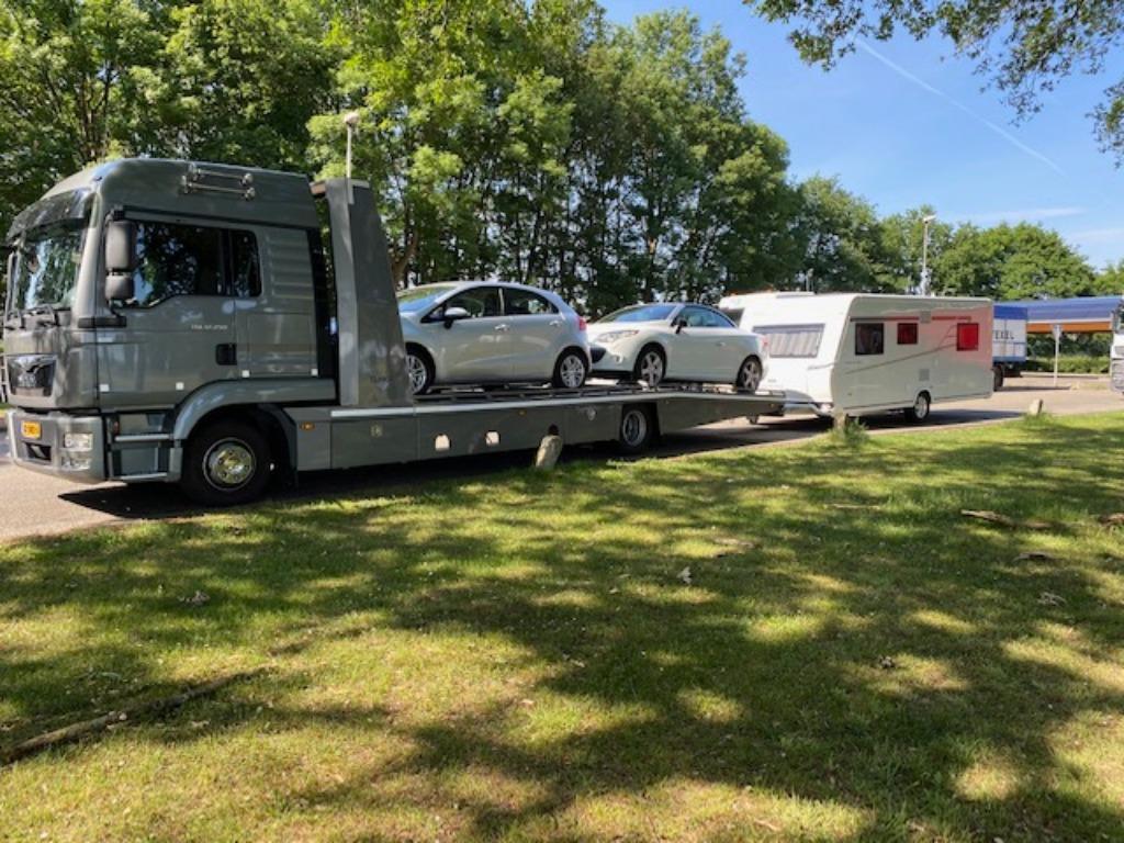 Foto 8 van Transport Camper Caravan Bus Auto Duitsland BENELUX