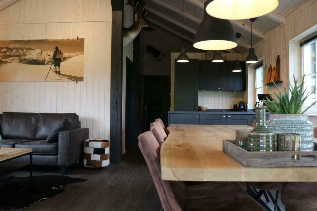 Luxe Scandinavische lodge Hottub en trampoline, 4 of meer slaapkamers, Overige typen, Sauerland, 10 personen