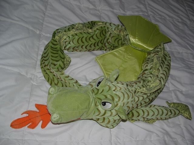 IKEA DRAAK MINNEN DRAKE VELOURS GROEN MET GLANZENDE VINNEN, Kinderen en Baby's, Ophalen of Verzenden, Nieuw, Overige typen