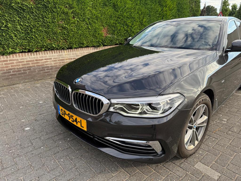 BMW 5-Serie 530i 252pk Aut. 2018 Grijs, Auto's, 1998 cc, Achterwielaandrijving, 4 cilinders, 2000 kg