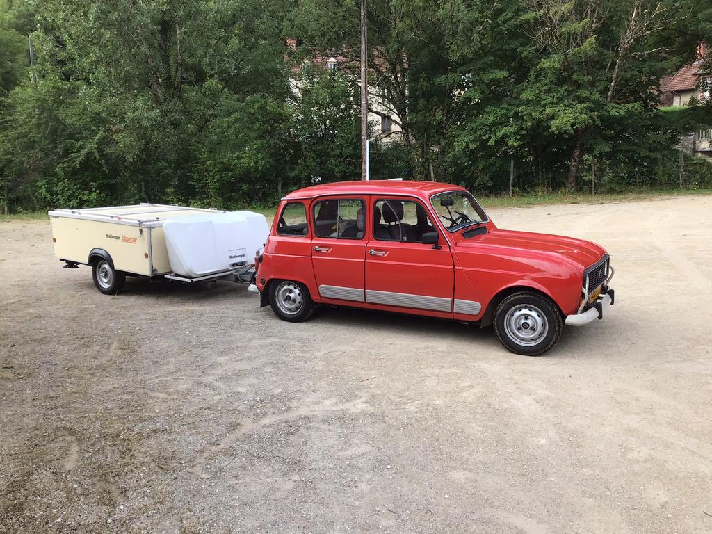 Renault R4 div.onderdelen te koop,oldtimer wielen balanceren, Achterklep, Nieuw, Ophalen of Verzenden, Renault