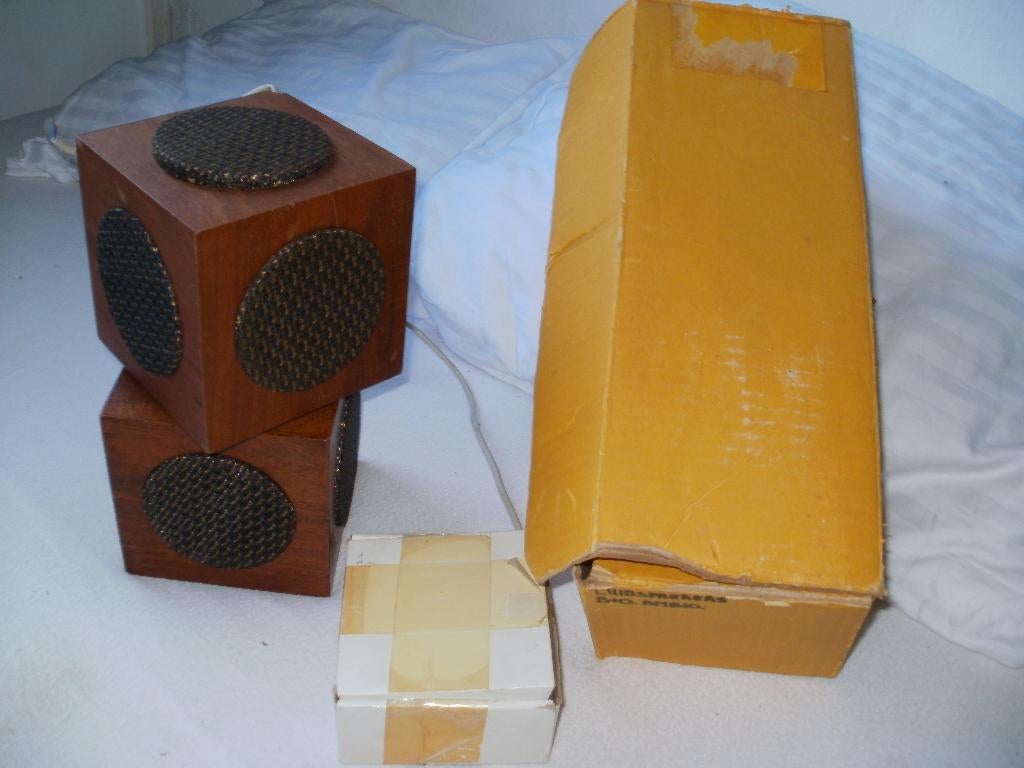 geluids speakers de Dobbelsteen van B&O, Audio, Tv en Foto, Luidsprekers, Overige merken, Gebruikt, Ophalen of Verzenden, Minder dan 60 watt