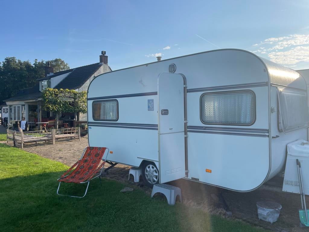 Retro caravan te koop! 14/6 kijkdag!!!, Rondzit, Particulier, 500 - 750 kg, Knaus