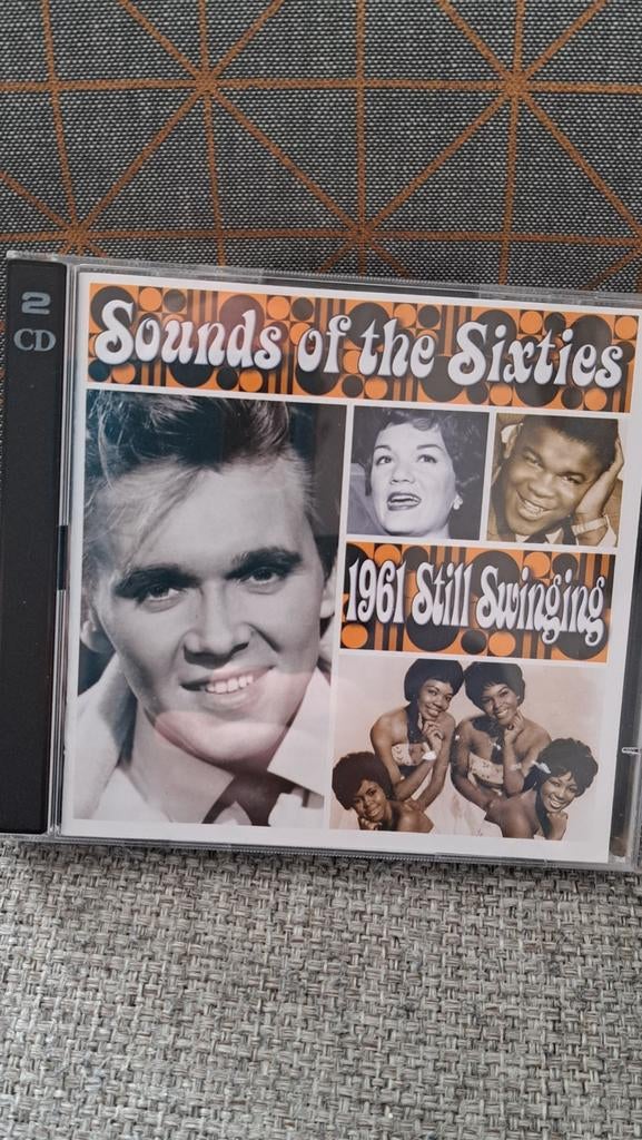 2 cd box  sounds of the Sixties  1961 still swinging, Ophalen of Verzenden, Zo goed als nieuw, Pop, Boxset