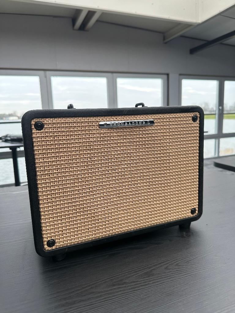 Ibanez T30-U, Ophalen of Verzenden, Zo goed als nieuw, Solid body, Ibanez