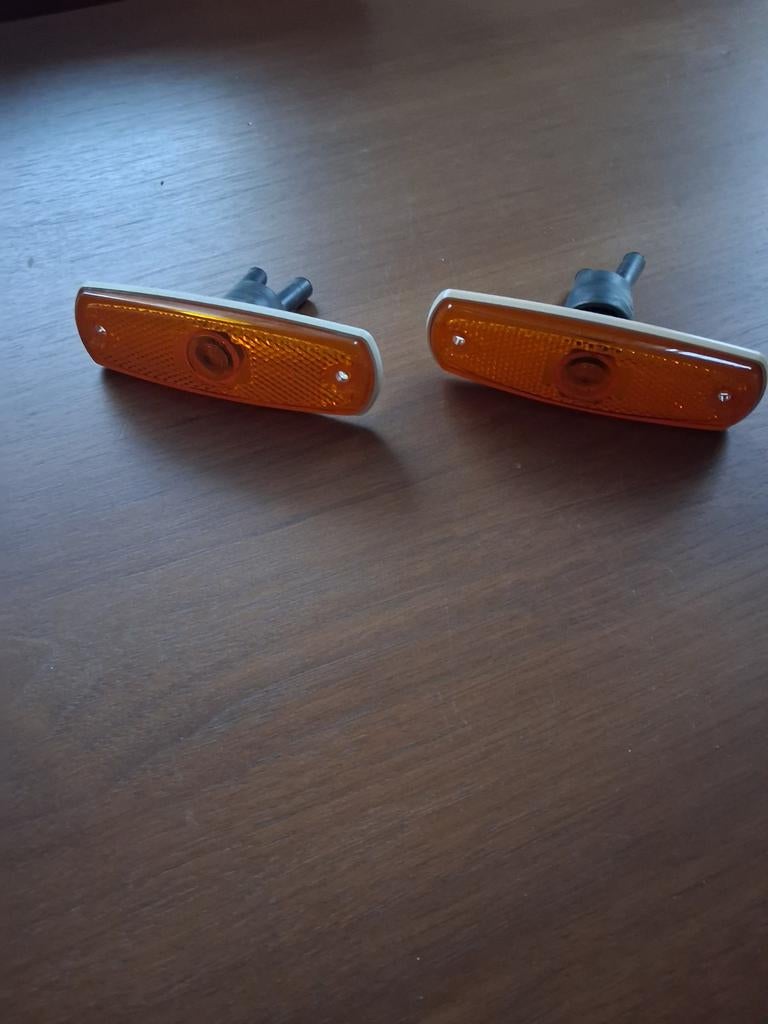 Oranje Lengte lichten caravan of camper  - Set van 2, Auto-onderdelen, Verlichting, Ophalen of Verzenden, Gebruikt, Universele onderdelen