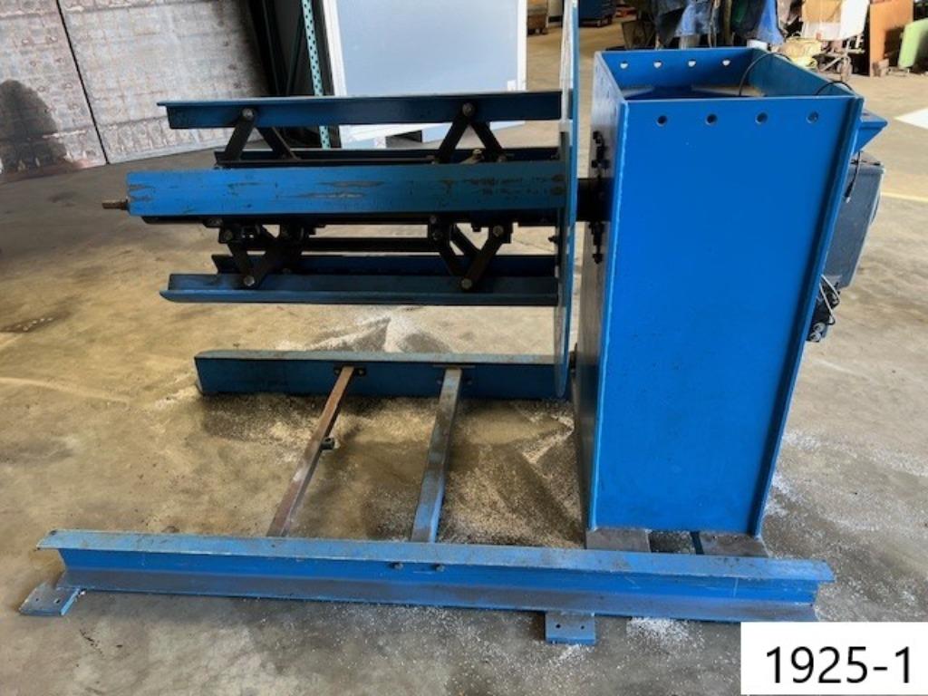 1925. Frames voor rol ophangen / frame / uncoiler, Ophalen, Gebruikt