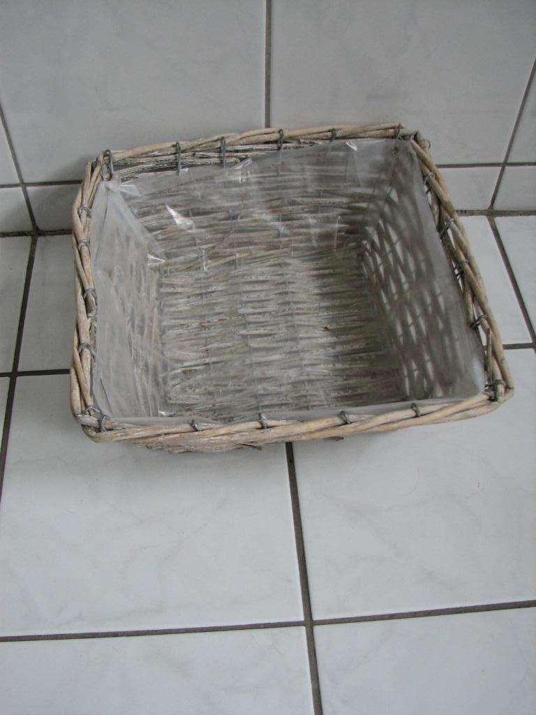 2 [planten] mandjes, Ophalen of Verzenden, Gebruikt