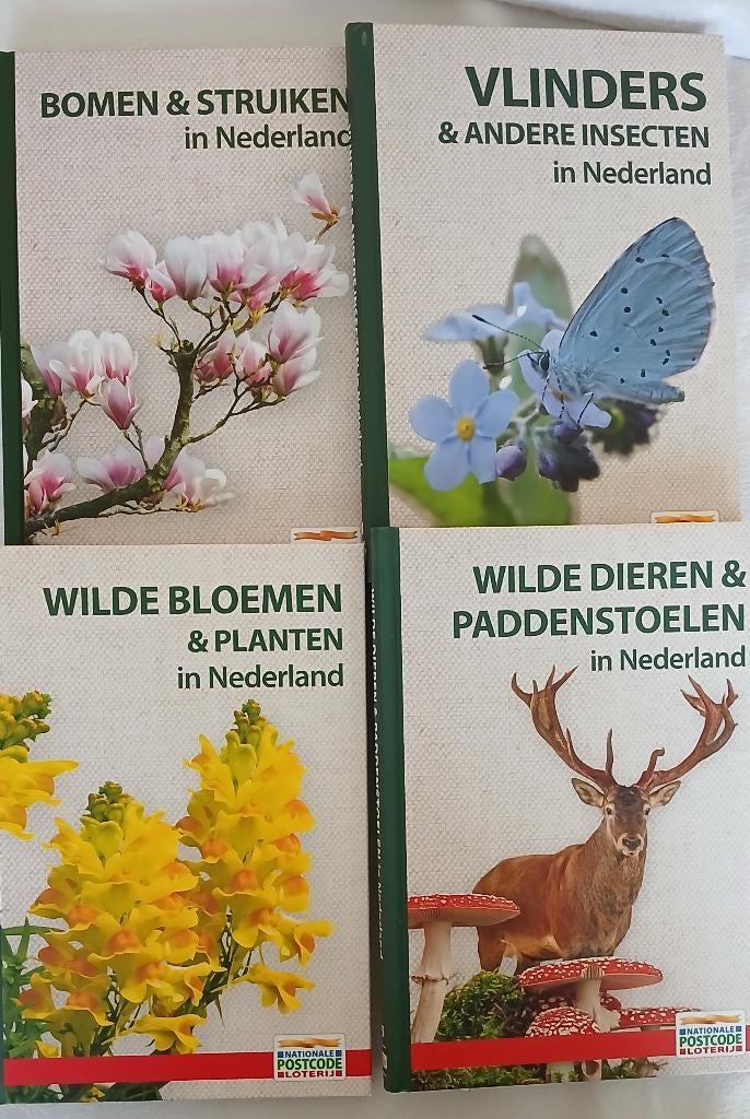 Natuurreeks van de Postcode Loterij 3 boeken, Ophalen of Verzenden, Gelezen