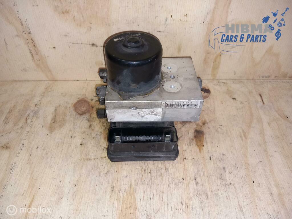 Chrysler 300C 2.7 V6 ABS-Pomp 0040123103 2004 t/m 2011, Ophalen of Verzenden, Gebruikt