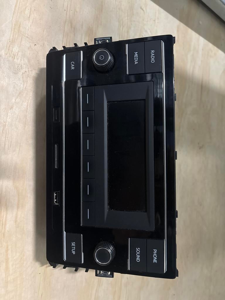 VW Crafter  Radio, Auto diversen, Autoradio's, Ophalen of Verzenden, Gebruikt