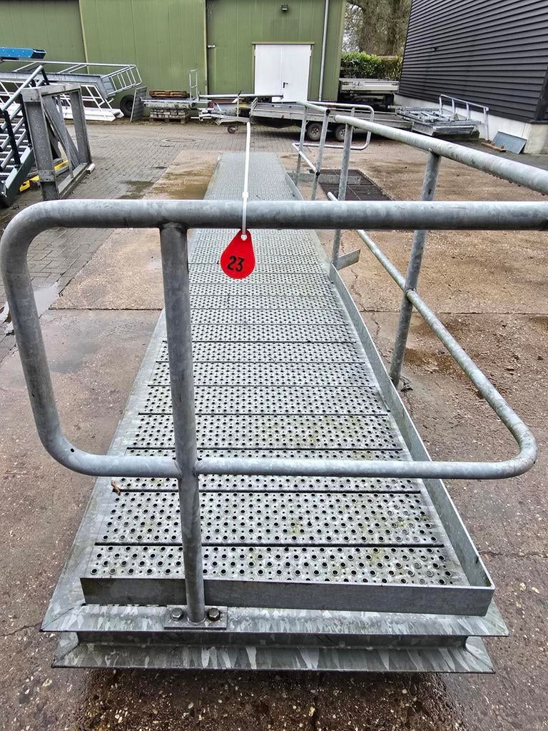 Stalen bordes gegalv. 9,55 mtr. Nor023, Ophalen, Minder dan 2 meter