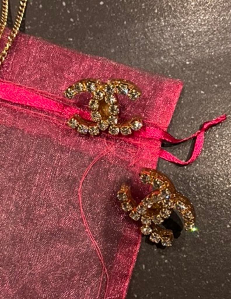 Godly store oorbellen, Ophalen of Verzenden, Nieuw, Goud, Overige materialen
