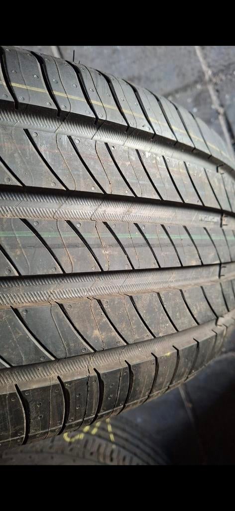 205 55 19 NIEUW MICHELIN E-primacy, 19 inch, ., Nieuw, Personenwagen